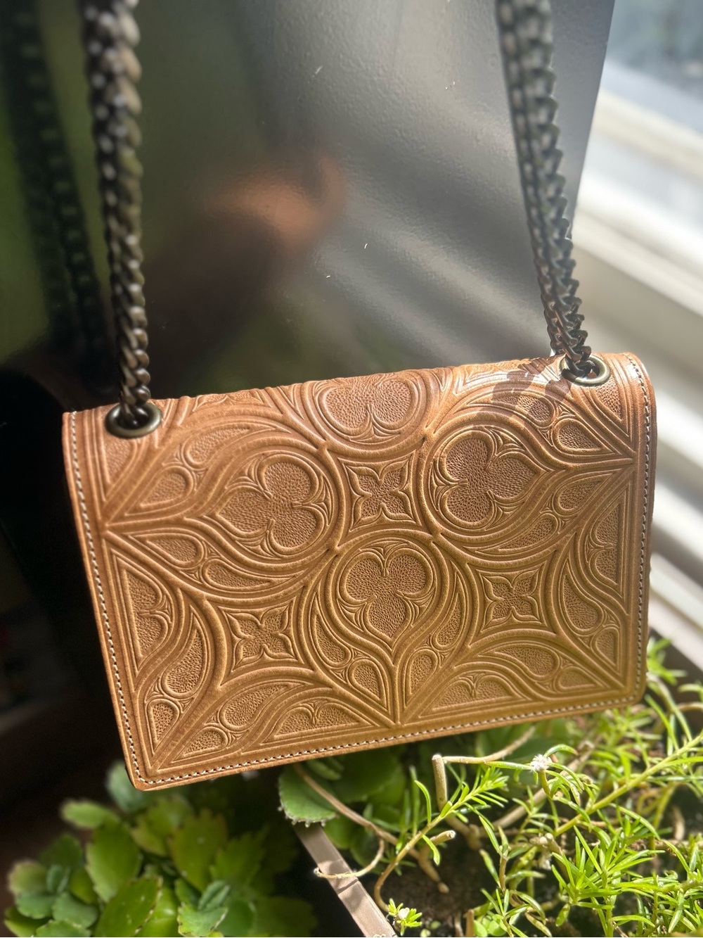 vintage Brighton architectural Ferrara embossed floral brown leather purse bag